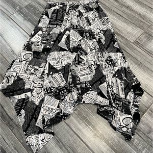 Newspaper print black & white skirt